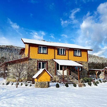 Hotel Privat - Kotej Zarinok Mykulyčyn Exteriér fotografie